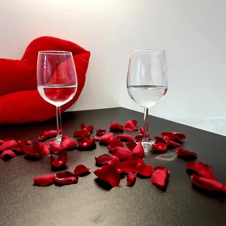 Bulle D'amour Balnèo Spa&terrasse à 5 Min Des Plages Argelès-sur-Mer